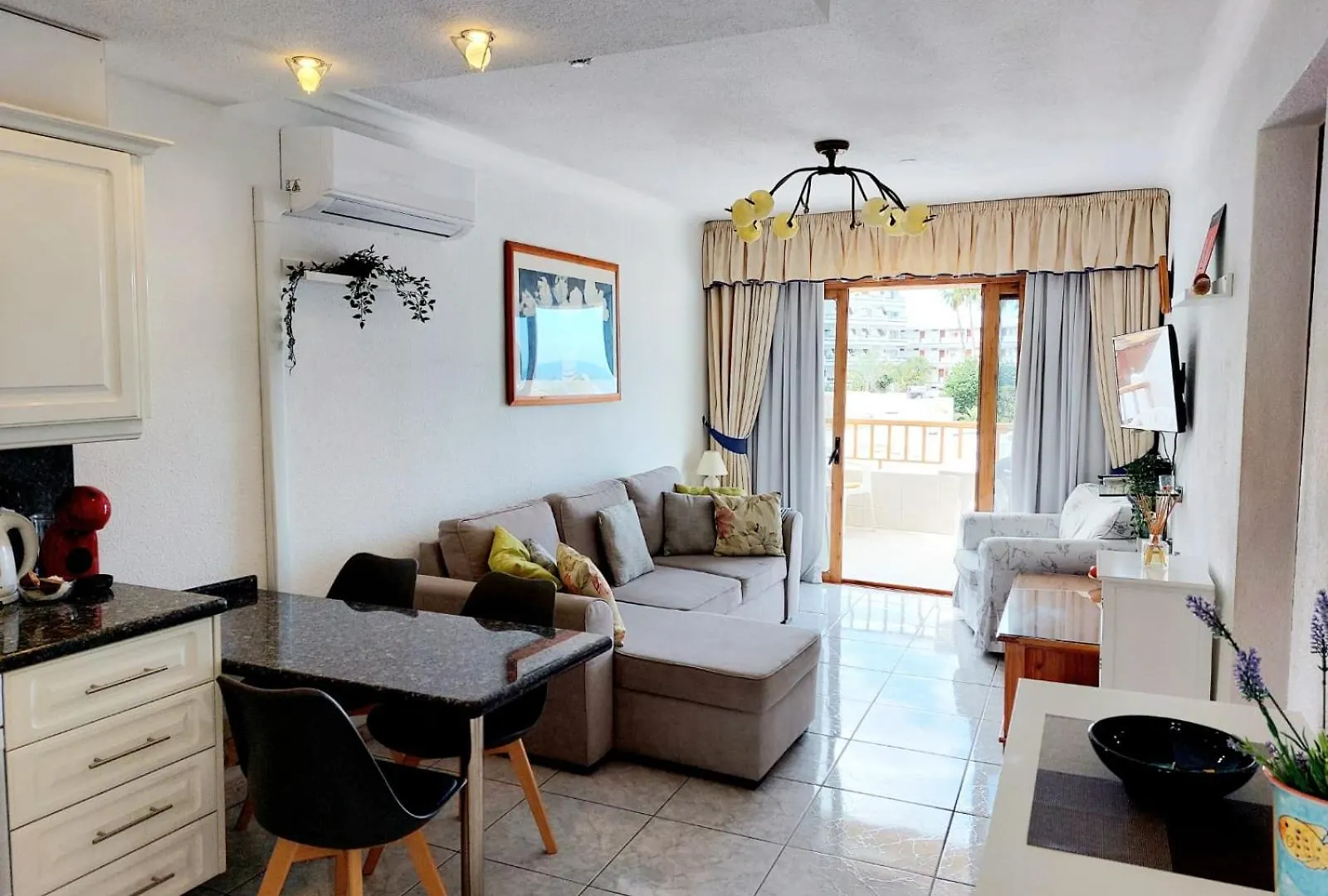 First Line Los Geranios Ocean View Apartment Air Conditioned 50 M From La Pinta Beach Costa Adeje  Spagna