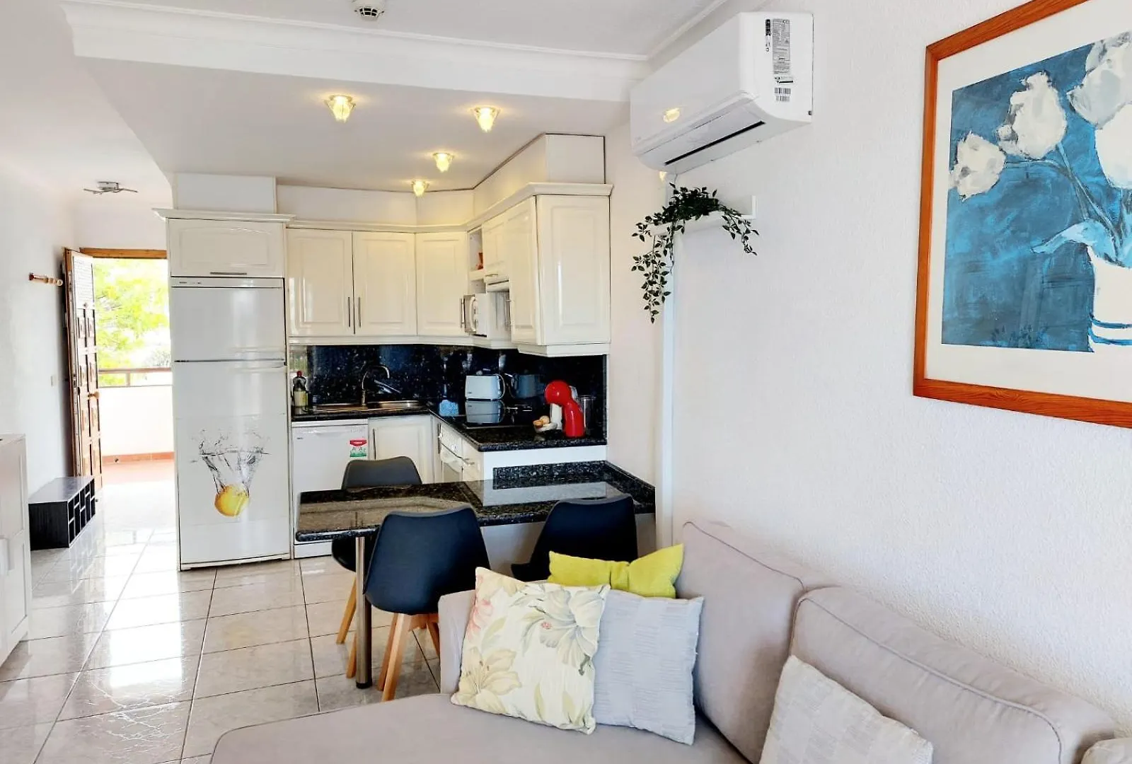 First Line Los Geranios Ocean View Apartment Air Conditioned 50 M From La Pinta Beach Costa Adeje  0*, Costa Adeje (Tenerife)
